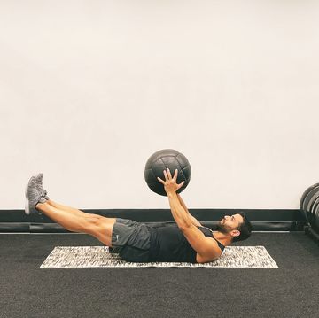 medicine ball core exercise