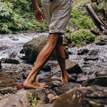gross things happen to barefeet