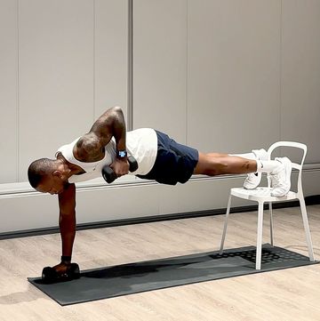 yusuf jeffers practices the fleet elevated renegade row exercise