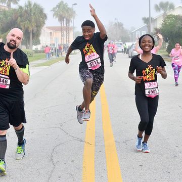 Marathon High students and a teacher completing the 2017 DONNA Half Marathon together Marathon High students and a teacher completing the 2017 DONNA Half Marathon together