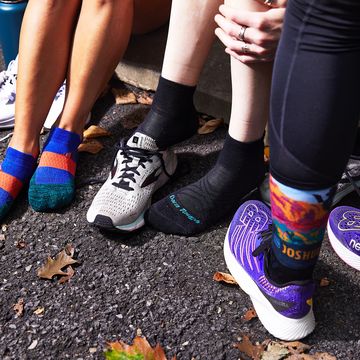 how to run your best half marathon runners putting on shoes and socks
