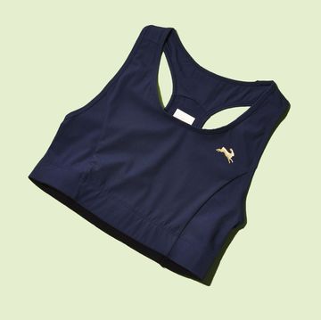 Clothing, Outerwear, Undergarment, Sleeveless shirt, Sportswear, Shirt, Sports bra, Crop top, Vest, Sleeve, 